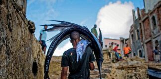 Jak zejść z wózkiem po schodach?