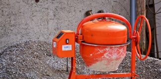 Ile waży betoniarka 350?