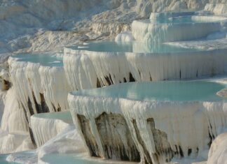 Jaką głębokość basenu dla dzieci? Jaką głębokość basenu dla dzieci?