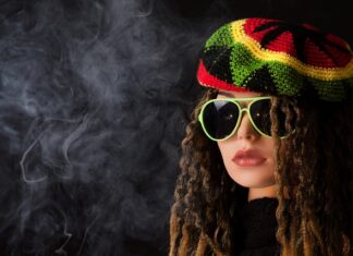 Ile przewodów można podłączyć pod jeden bezpiecznik? Ile przewodów można podłączyć pod jeden bezpiecznik?