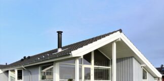 Czym pomalować plac zabaw dla dzieci?