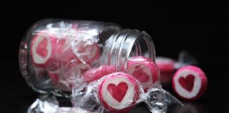 Ile kg cukierków do piniaty?